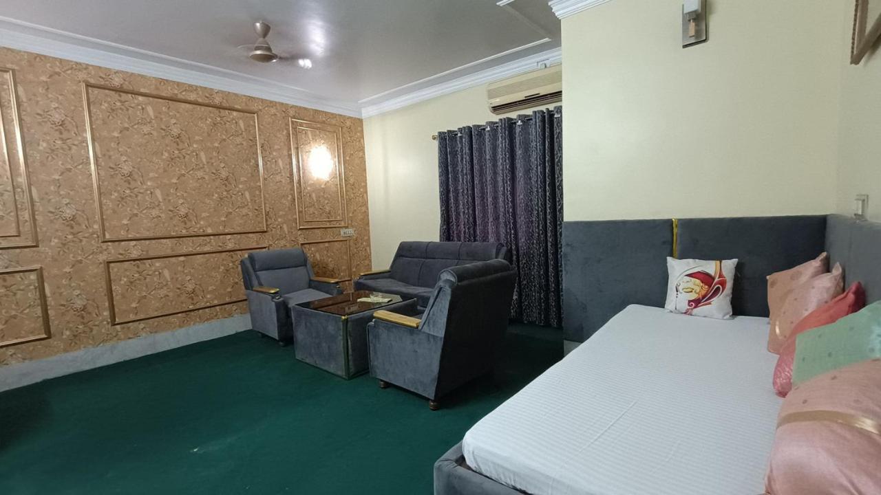 Hotel Sangam Baharampur エクステリア 写真